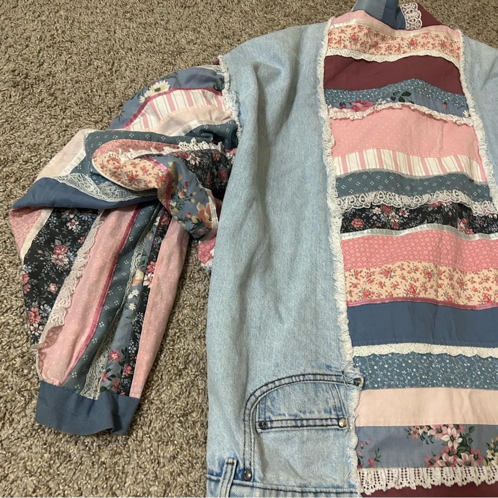 Levi's Multicolor Patchwork Upcycled Denim Jacket… - image 9